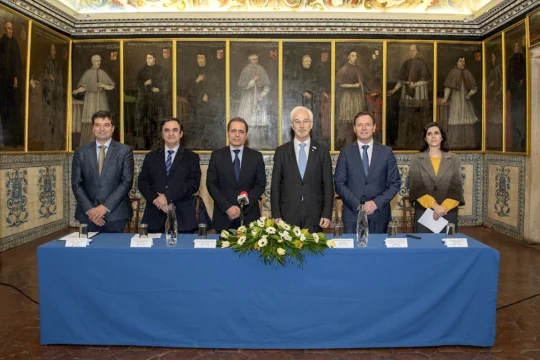 Copyright UC-I-Paulo-Amaral